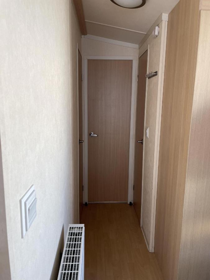 6 Berth Pet Friendly Caravan On Sandy Glade Berrow Exterior foto